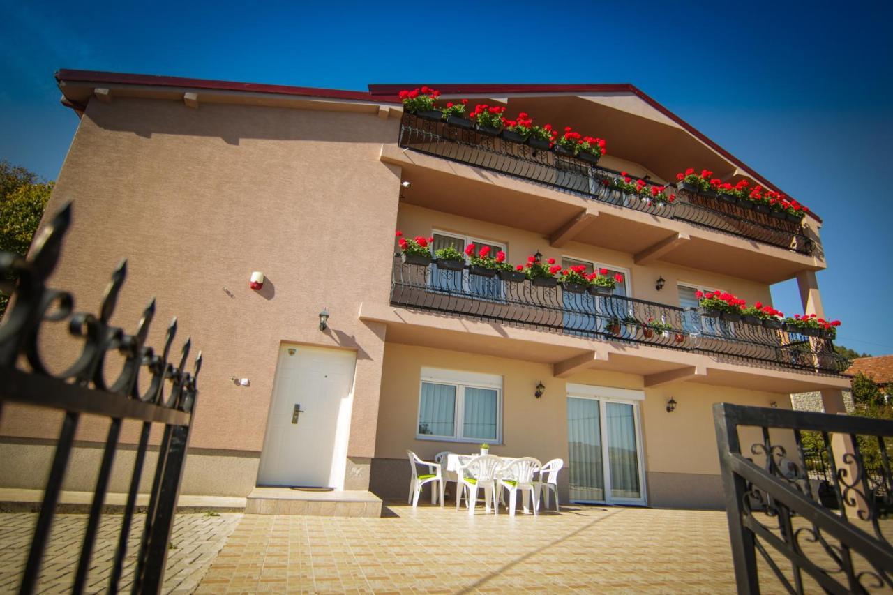 The Green Apartments Magarevo Exterior photo